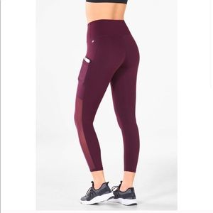 Fabletics Mila High Waisted Capri